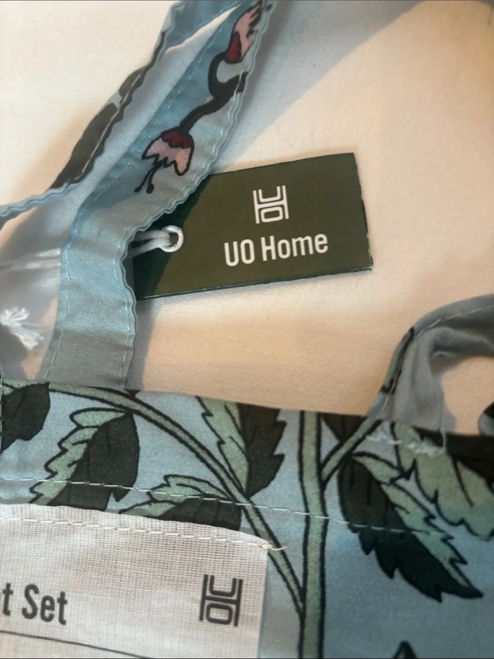 Urban Outfitters Floral Cotton Duvet Cover w/ 2 cases Sz Full/Queen Light Blue